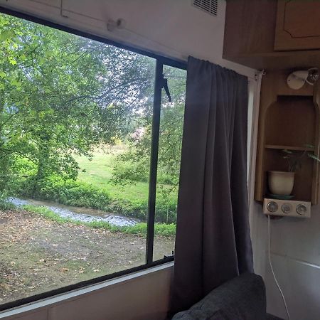 Mobile Home Situe Au Coeur Du Lac Blangy-le-Chateau Bagian luar foto